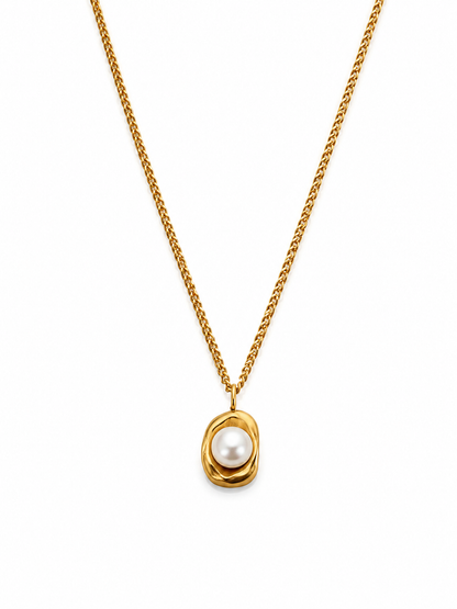 Pearl necklace